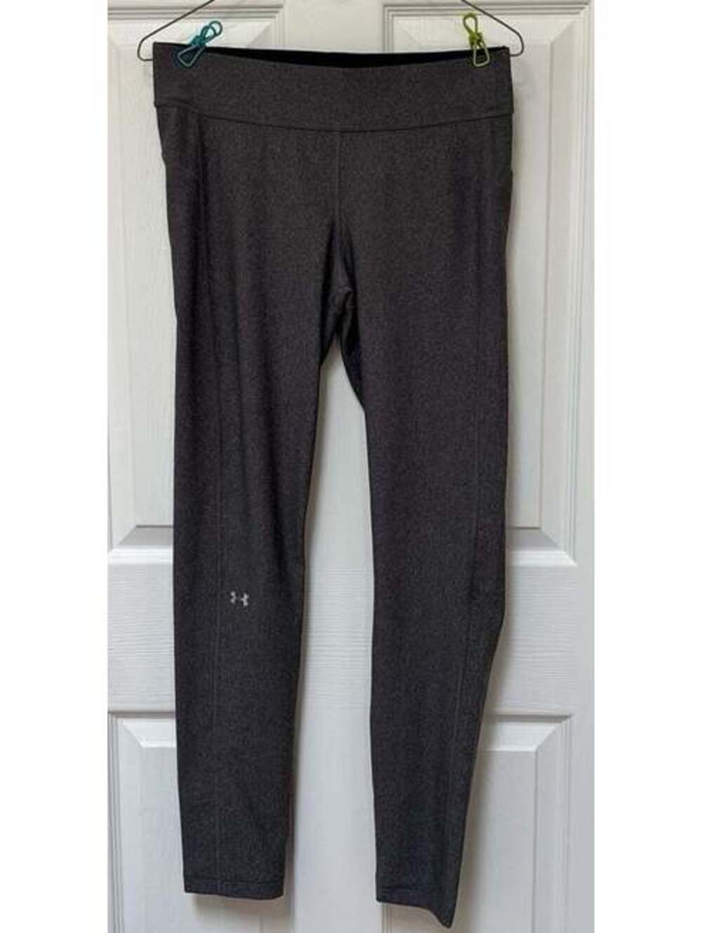 Under Armour Women's Gray Compression Leggings. Size Large. New without Tags